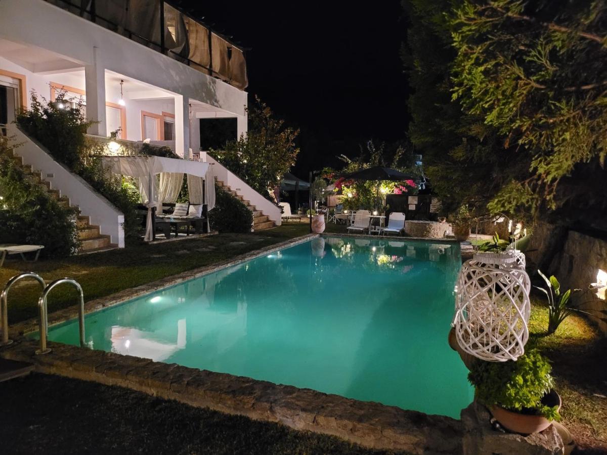 Irene'S Maisonette At Rafaella Resort Kokkónion Exterior foto